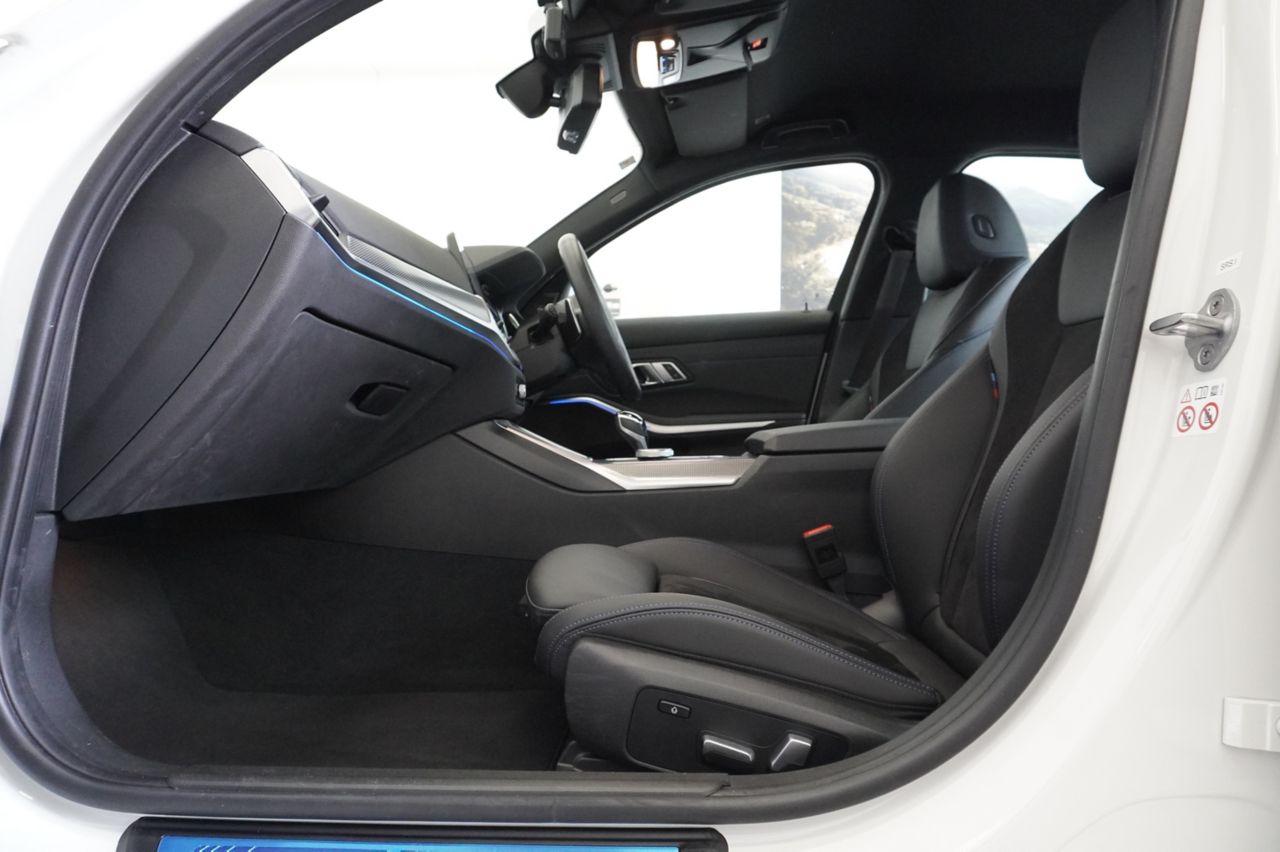 G20 330i Saloon RHD MX