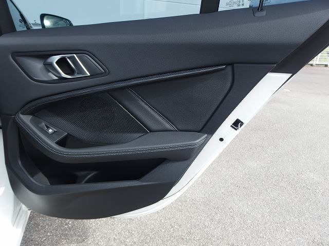 F40 118d Sports Hatch 5-door B47 2.0d