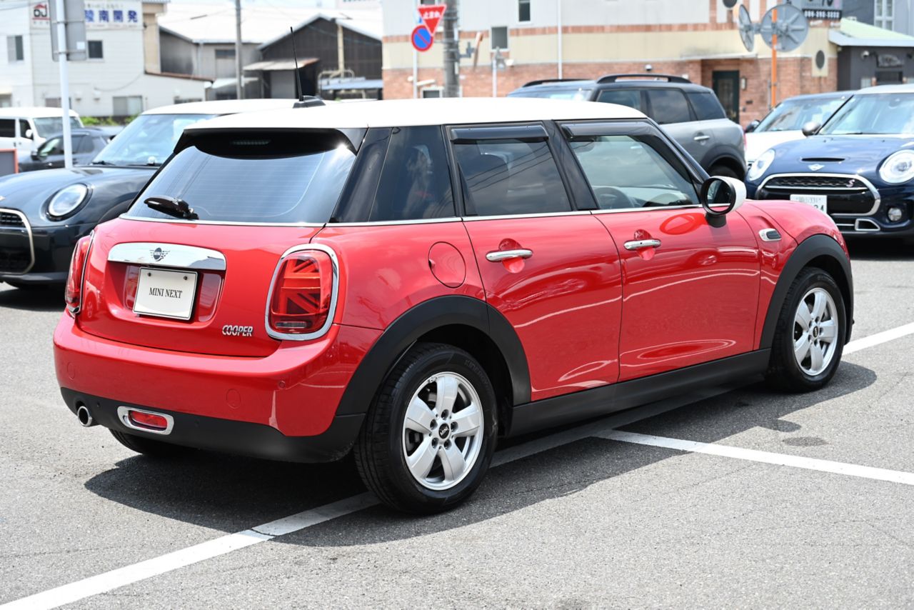 F55 MINI Cooper 5-Door Hatch LCI