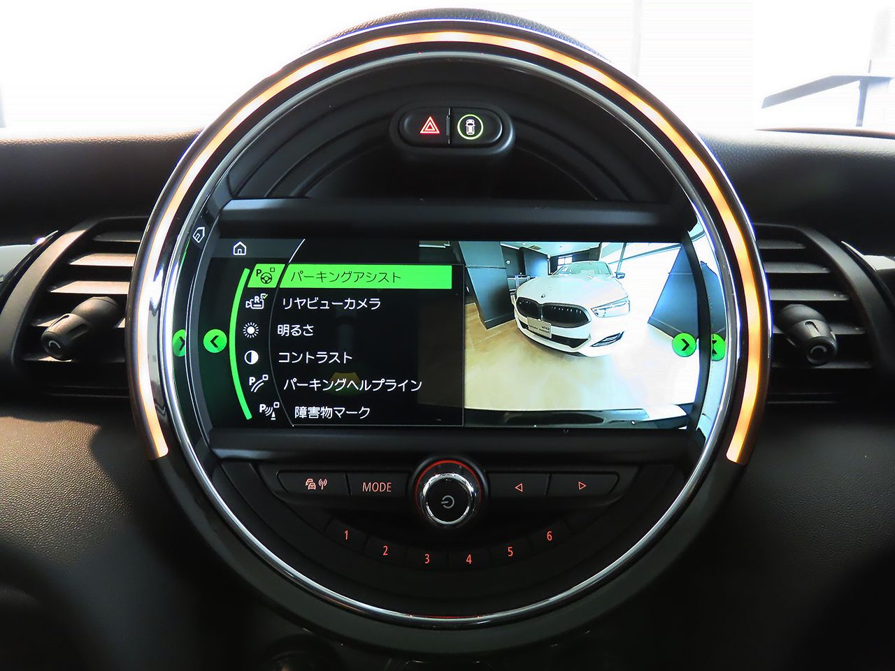 F55 COOPER S D(AT)