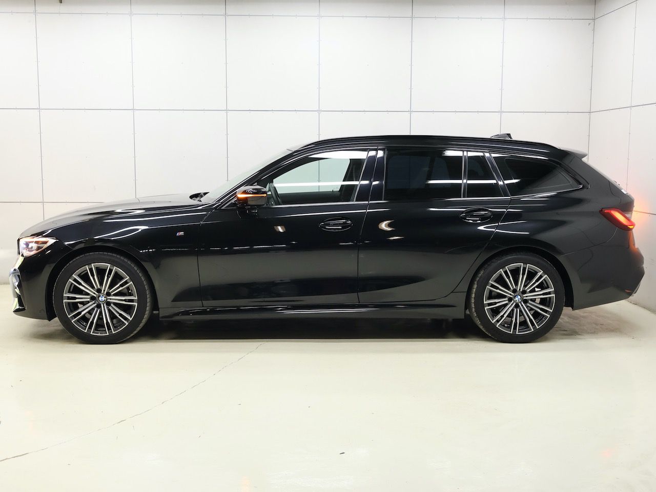 G21 320d xDrive Touring RHD