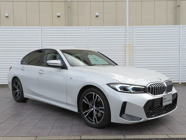 320d xDrive Berline RHD