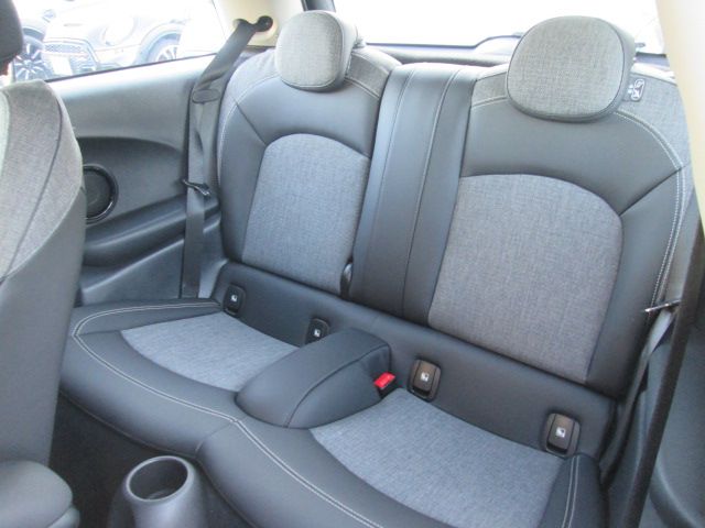 MINI Cooper F56 RHD