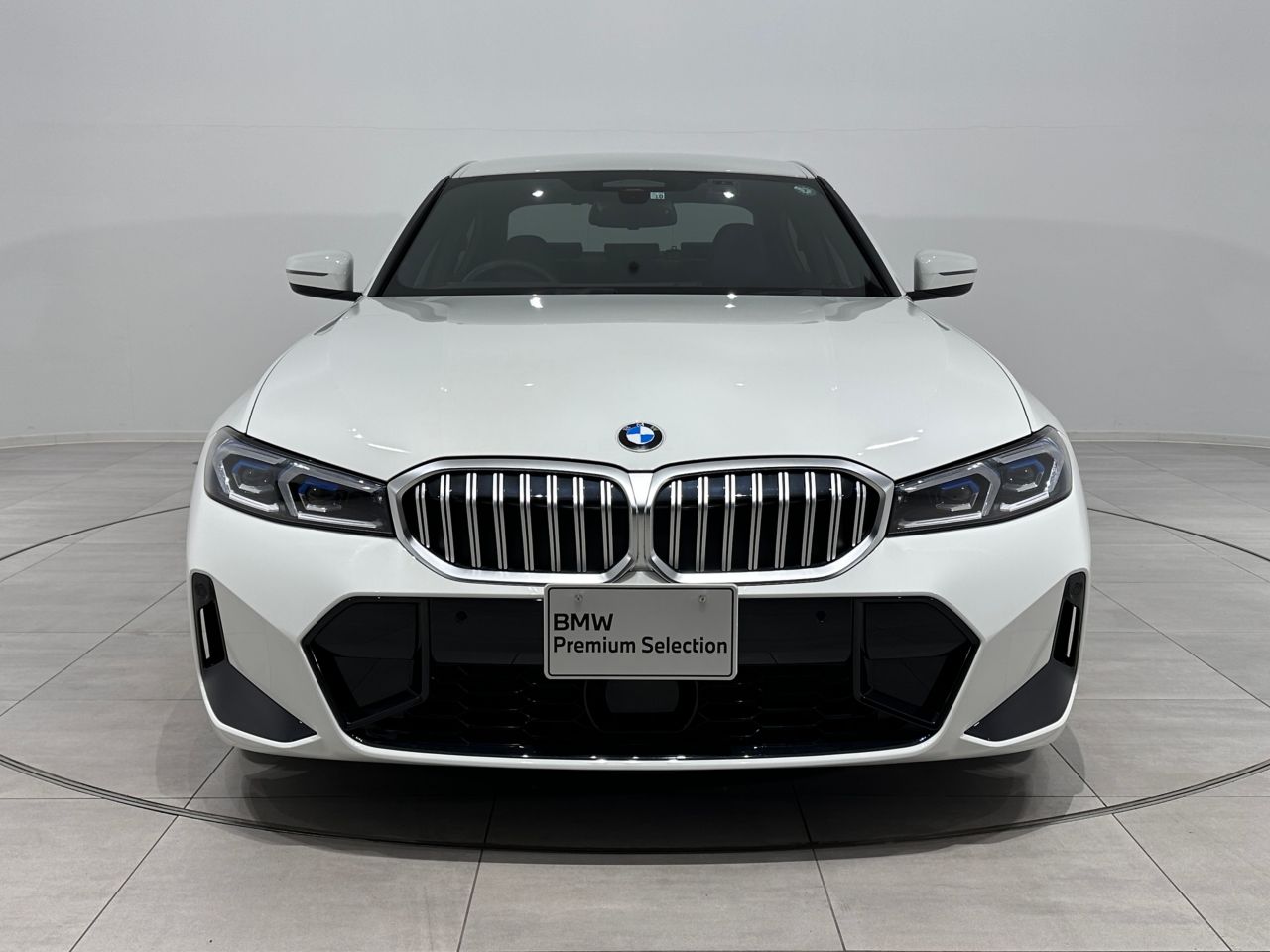 320d xDrive Berline RHD