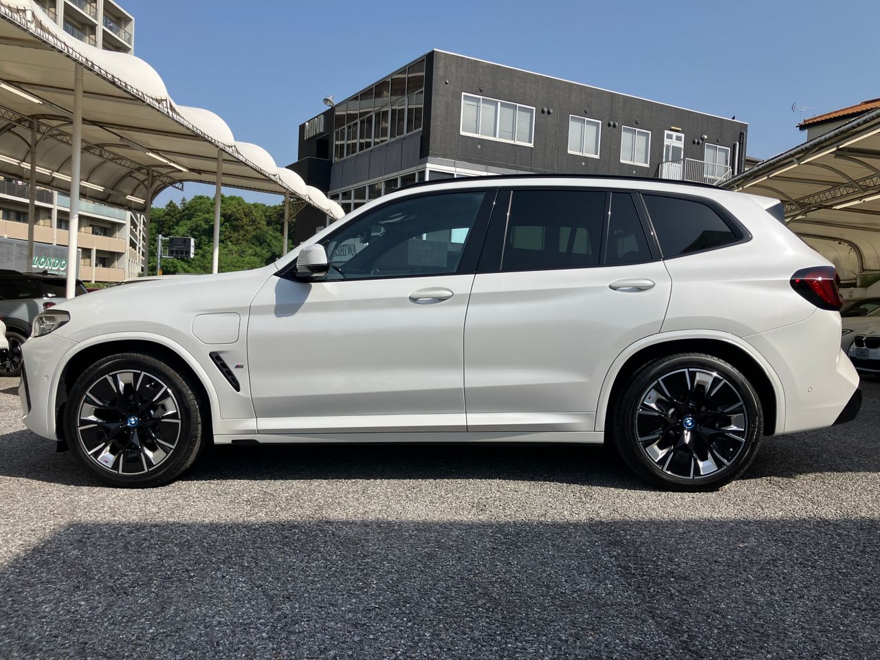 G08 iX3 BEV RHD