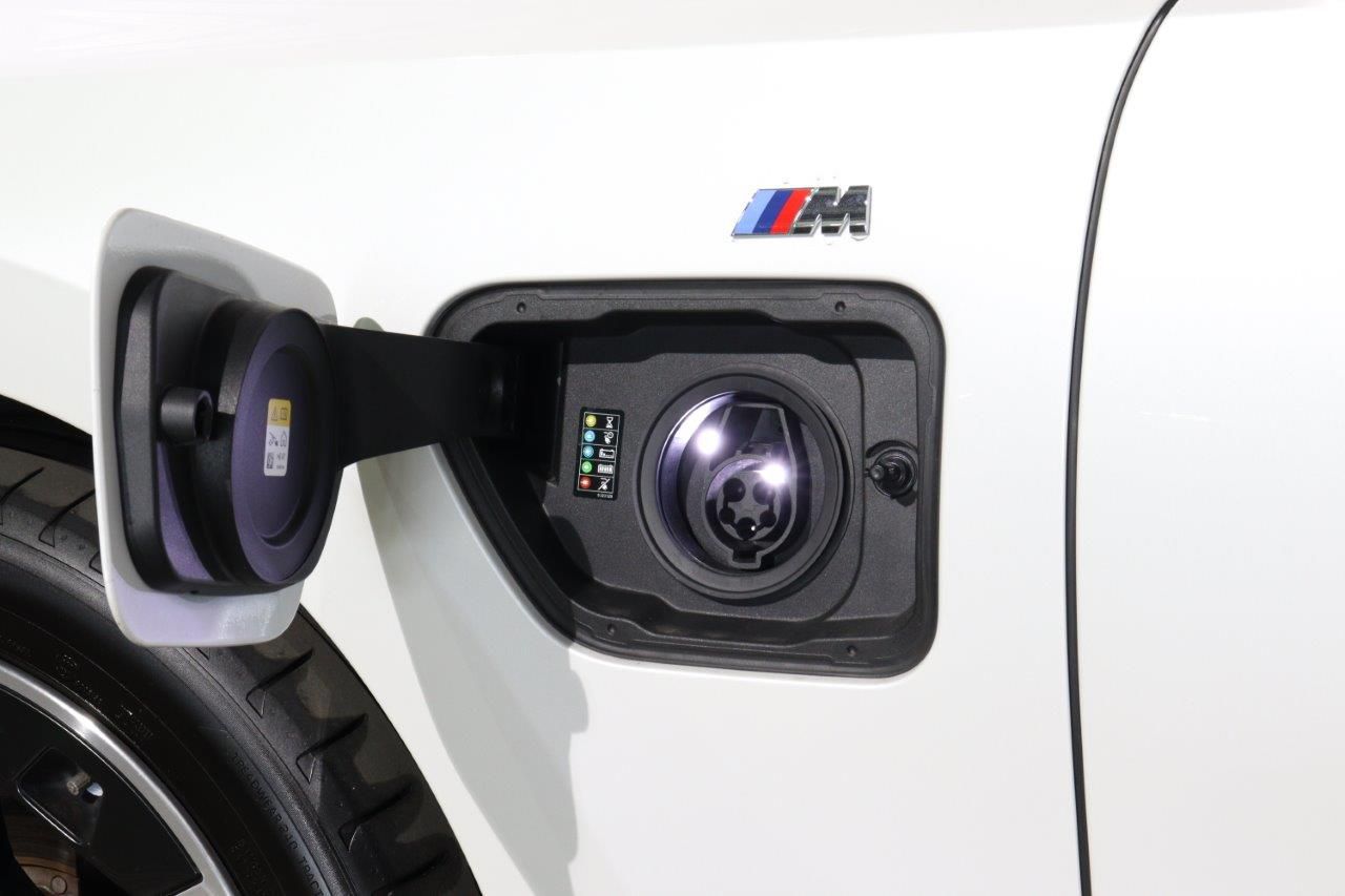 BMW i7 eDrive50 Sedan RHD
