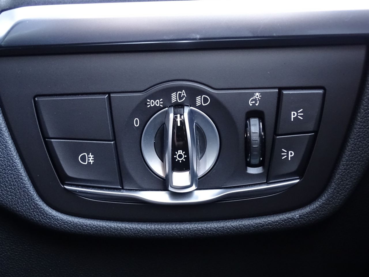 G01 X3 xDrive20d RHD ZA LCI