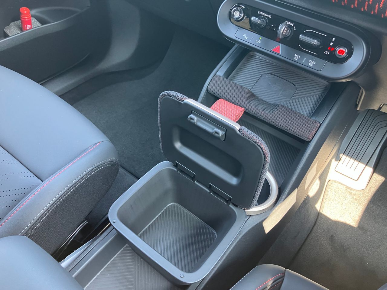 U25 MINI John Cooper Works Countryman ALL4