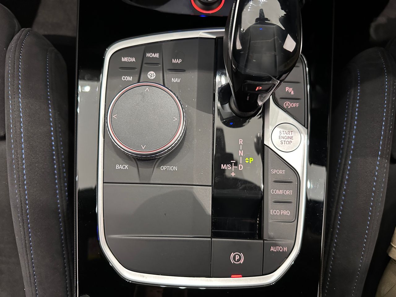F4* **35i xDrive **** ***** B48 2.0i