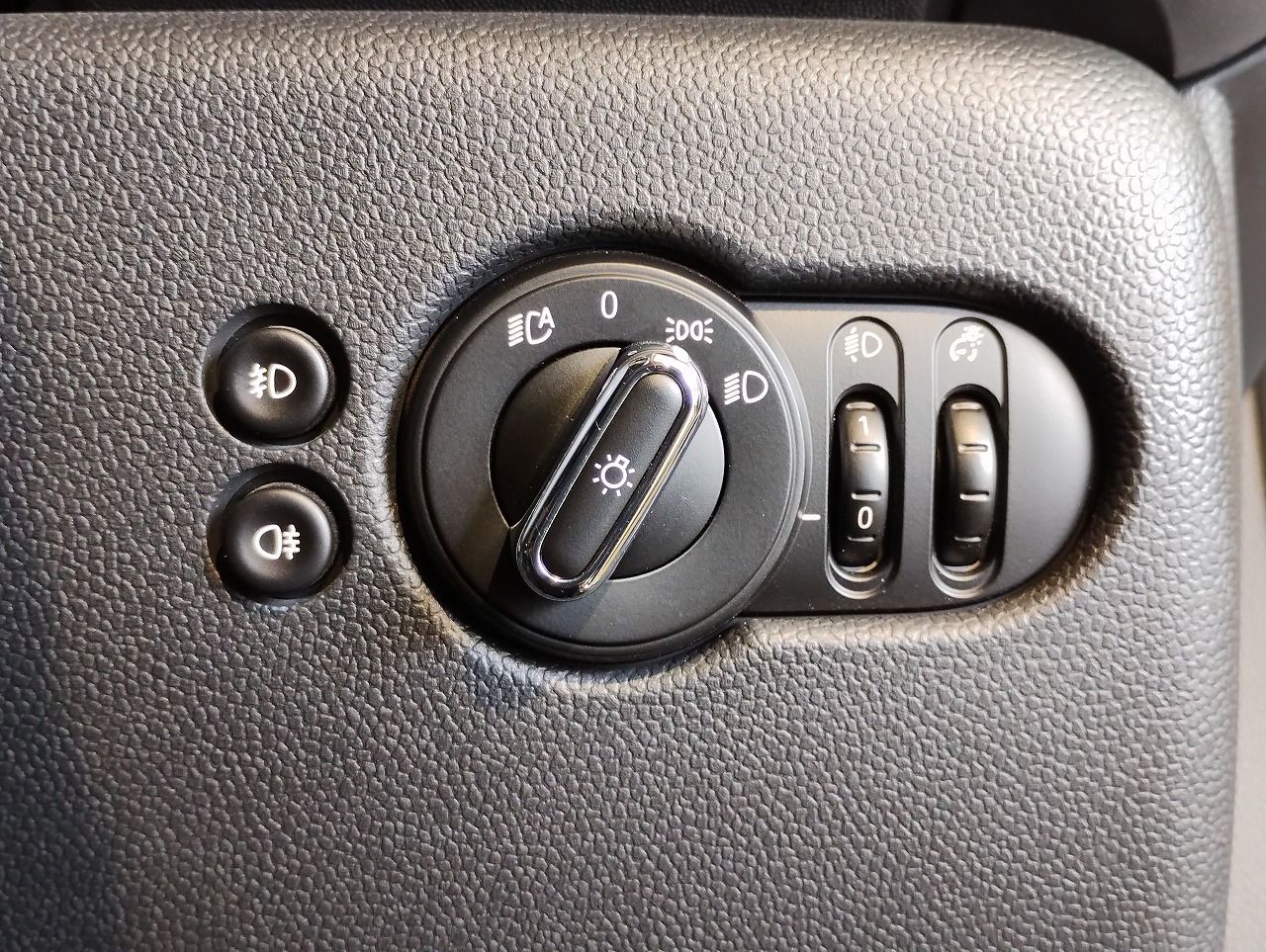 F56 MINI Cooper 3-Door Hatch LCI