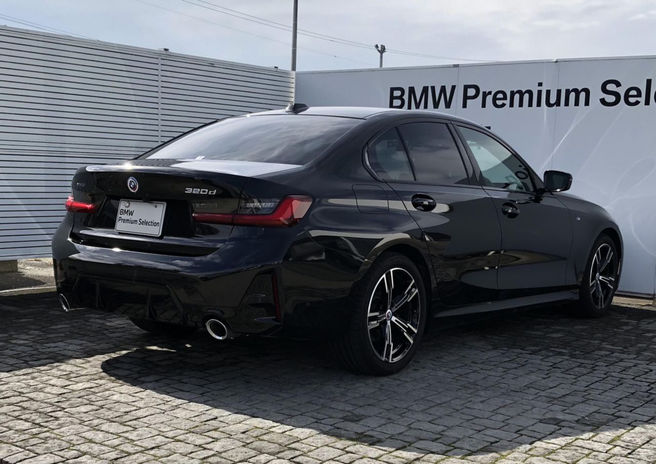 320d xDrive Berline RHD