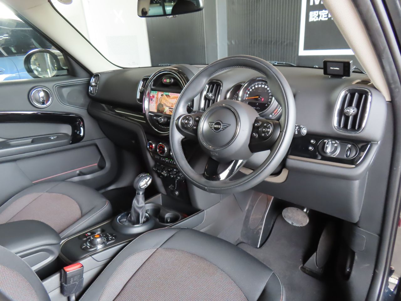 MINI CROSSOVER COOPER D