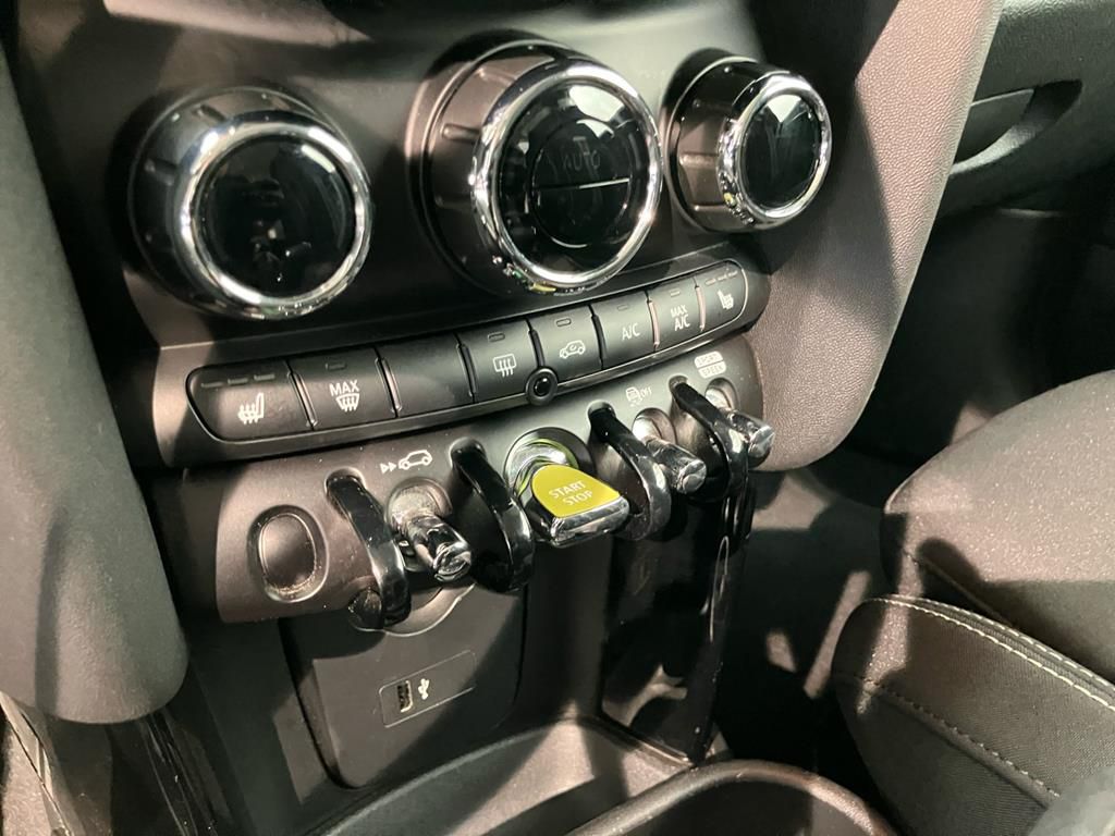 MINI Cooper SE