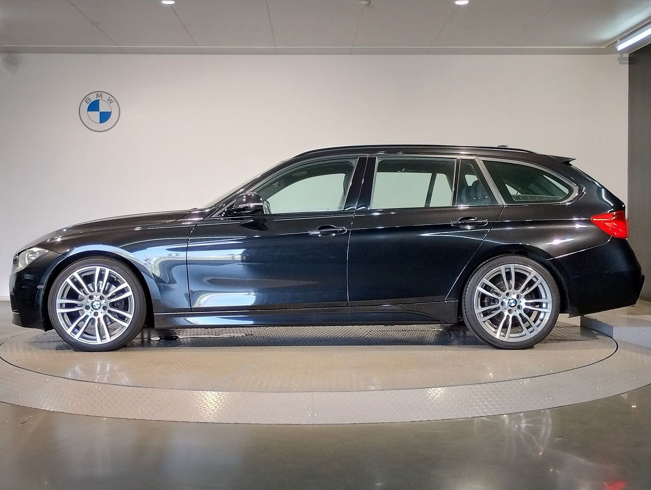 320D BLUEPERFORMANCE TOURING RHD