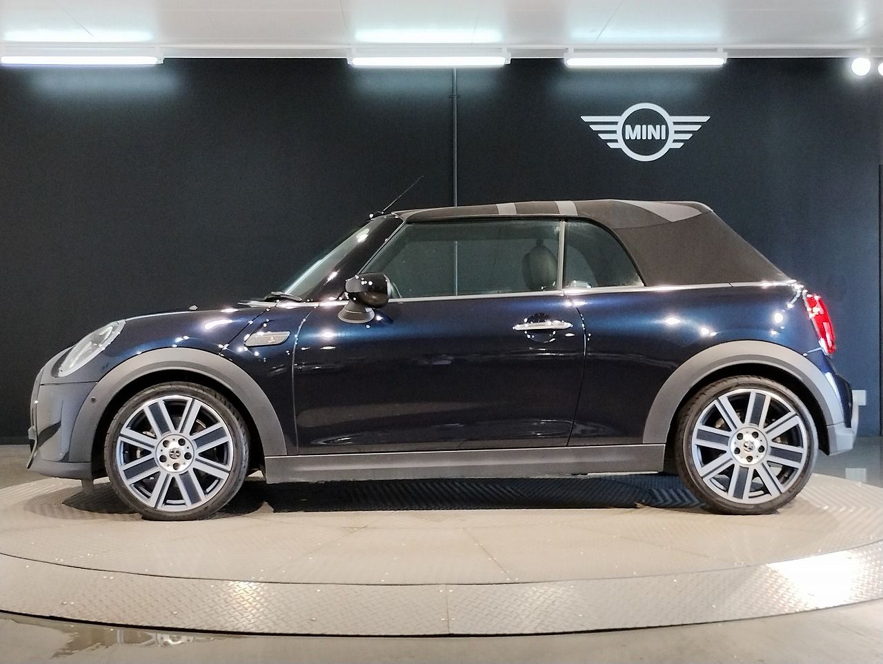 MINI Cooper S Convertible RHD