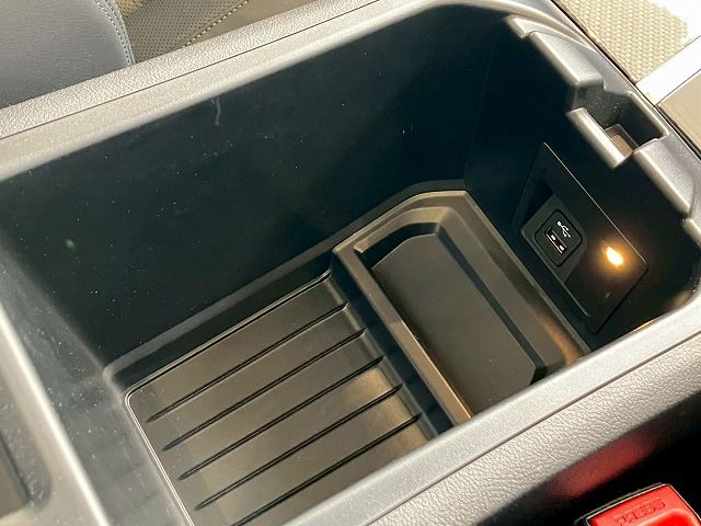 X4 M RHD