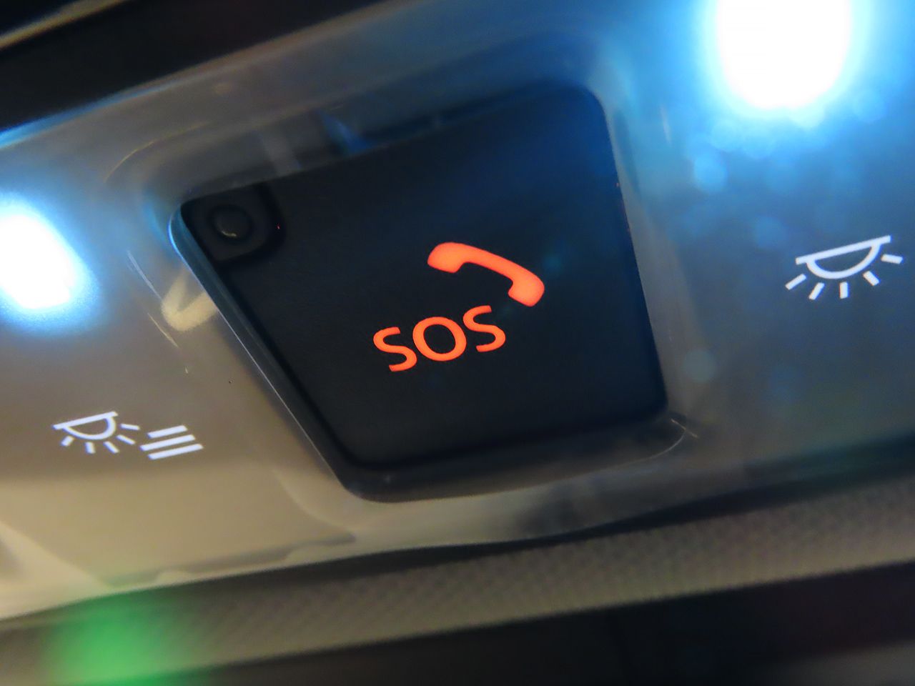 J01 MINI Cooper SE