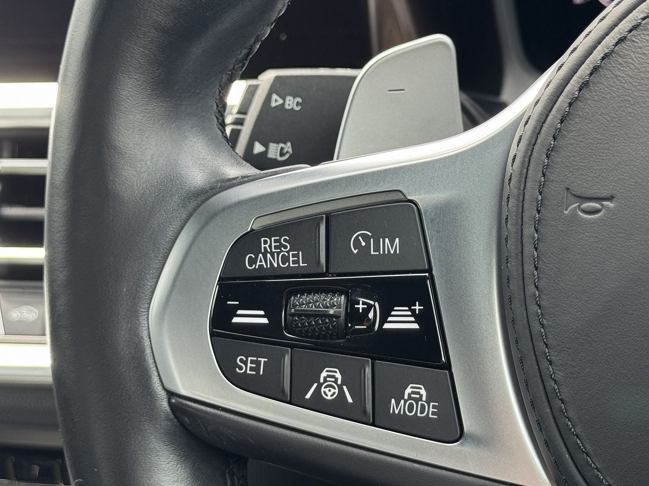 G20 330e Saloon RHD MX