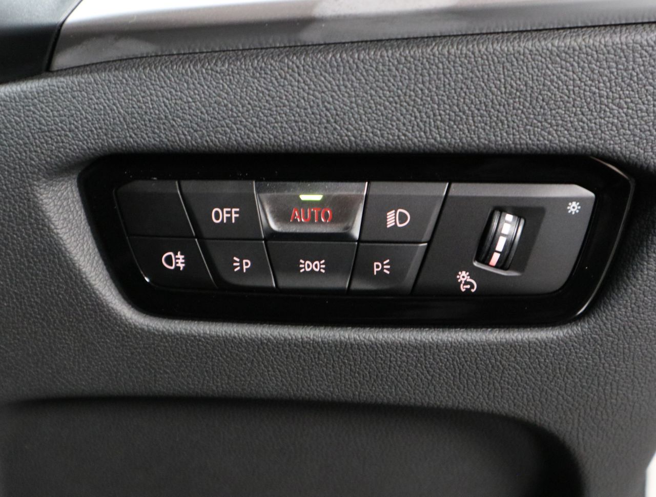 G** M***i x***** C**** *** B** 3.*i RHD