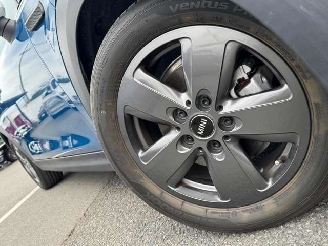 MINI Cooper F56 RHD