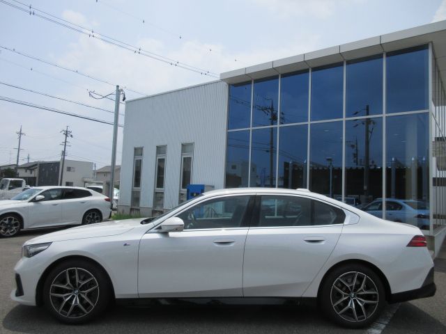 520i Sedan RHD