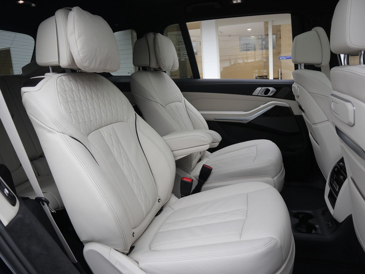 X7 xDrive40d RHD US