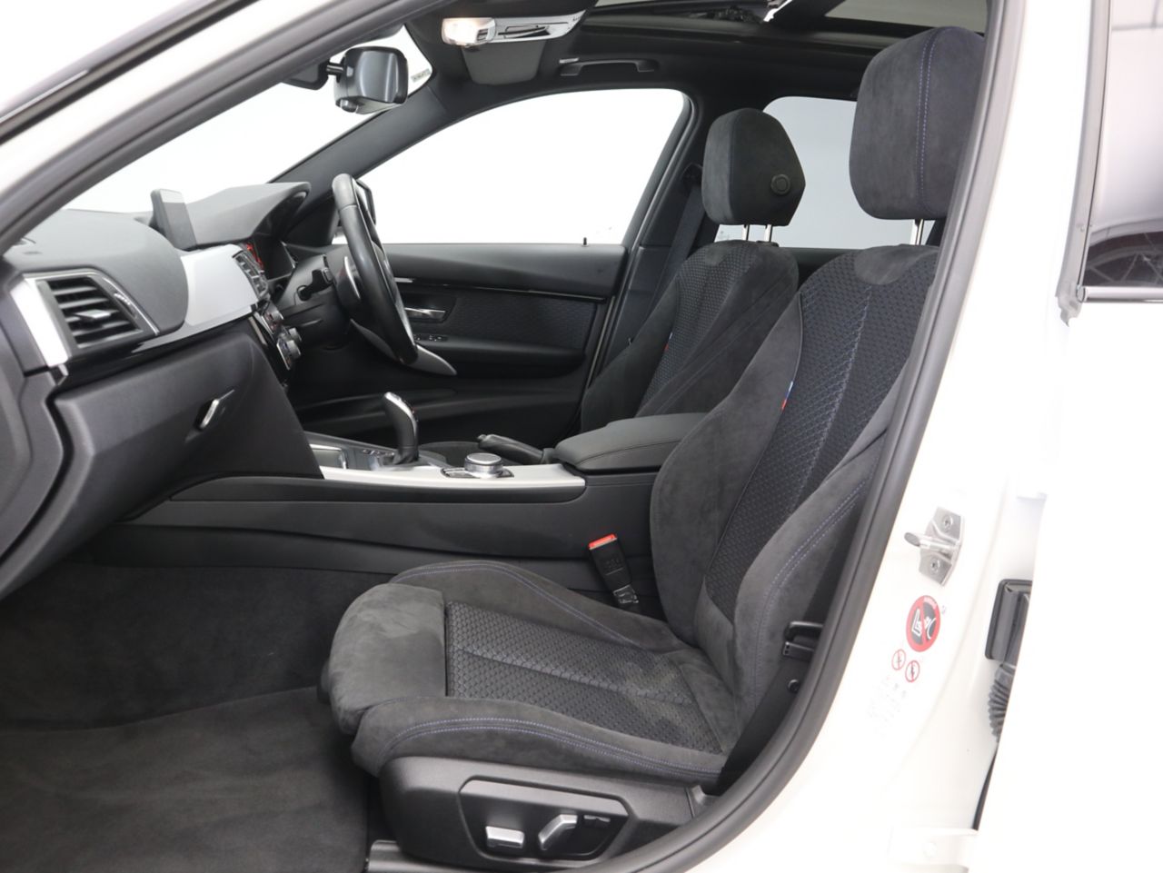 320D TOURING RHD