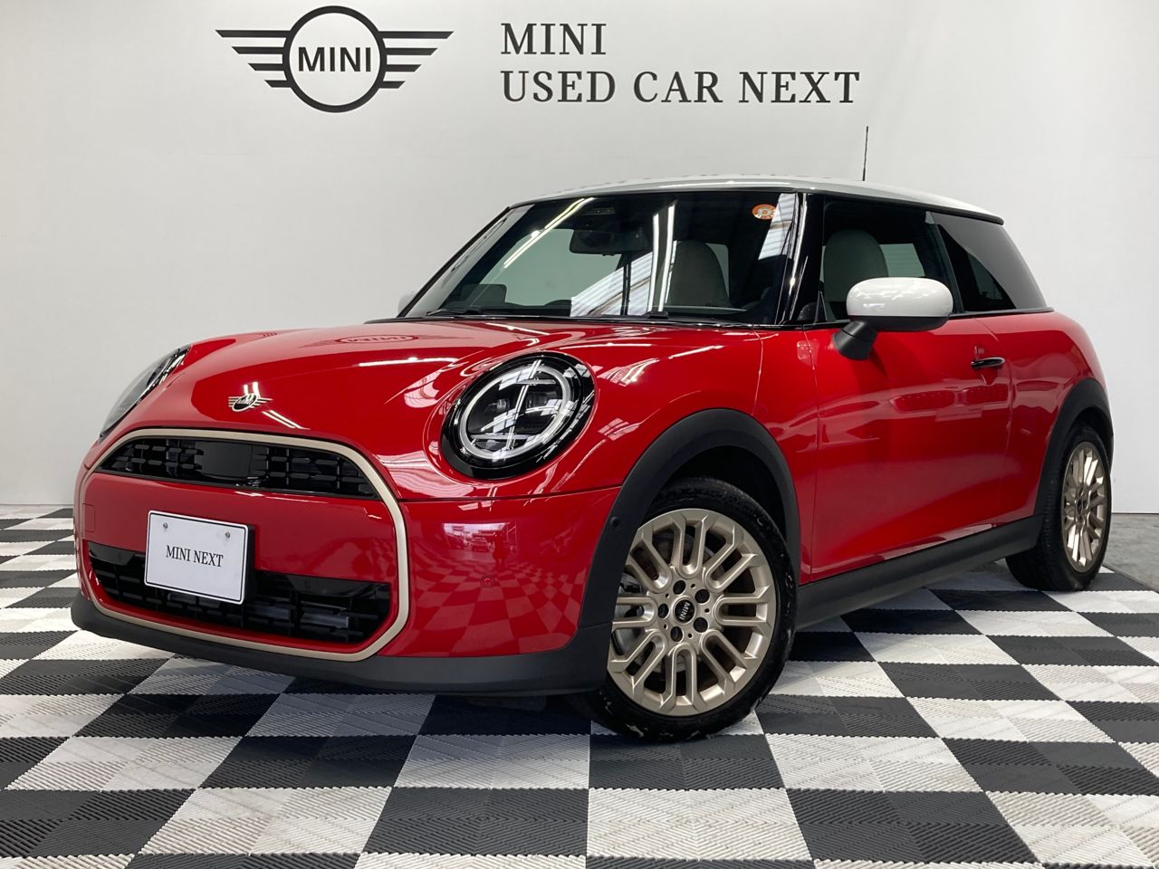 THE NEW MINI COOPER (3 DOOR) C