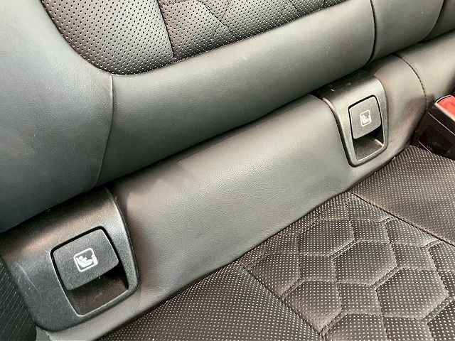 X4 M RHD