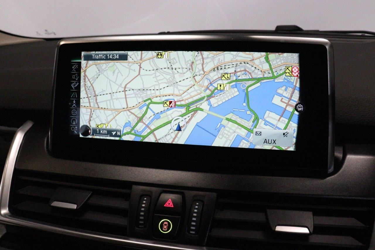 218I ACTIVE TOURER RHD