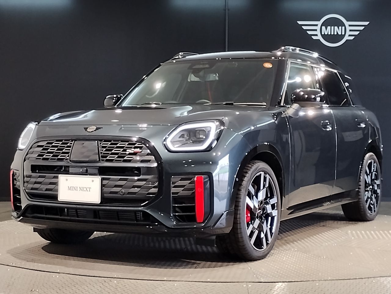 THE NEW MINI JOHN COOPER WORKS COUNTRYMAN ALL4