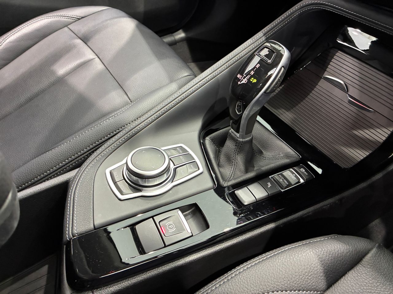 X1 sDrive18i RHD