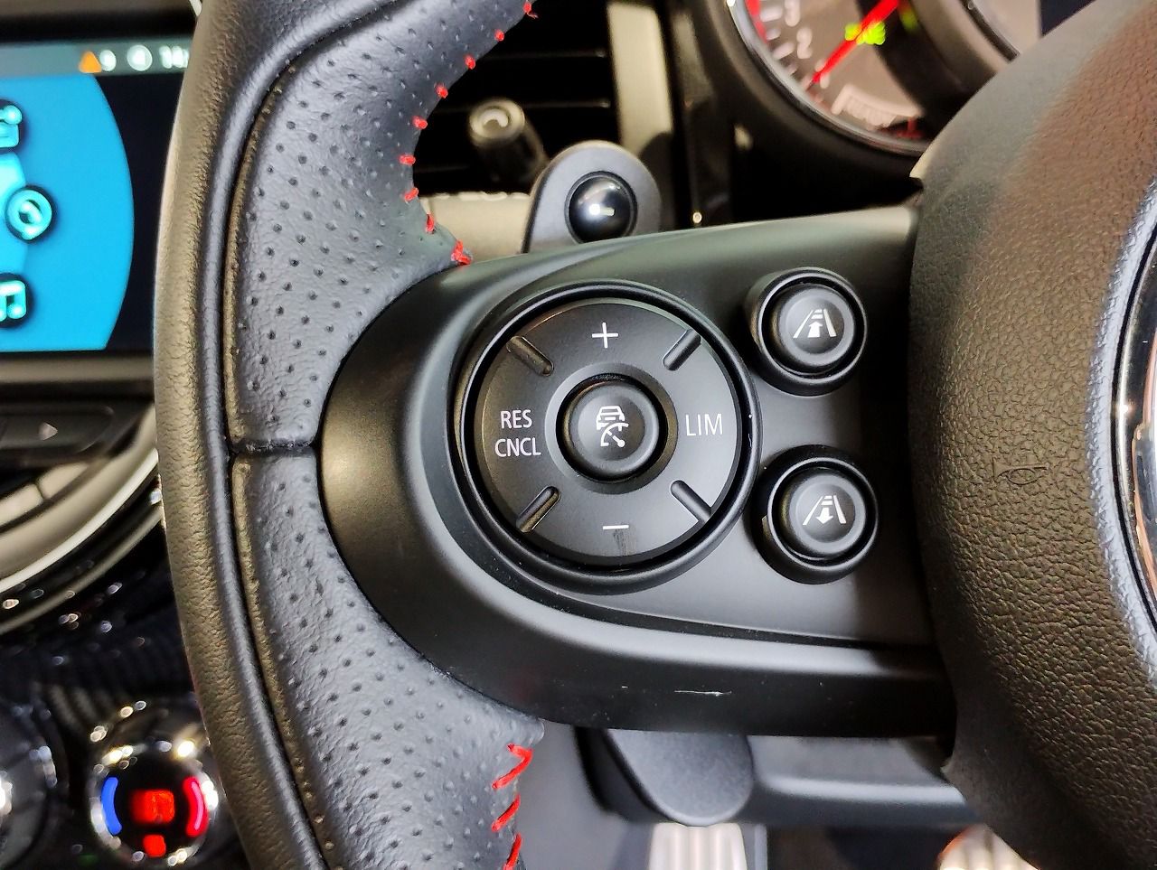 F57 MINI John Cooper Works Convertible LCI