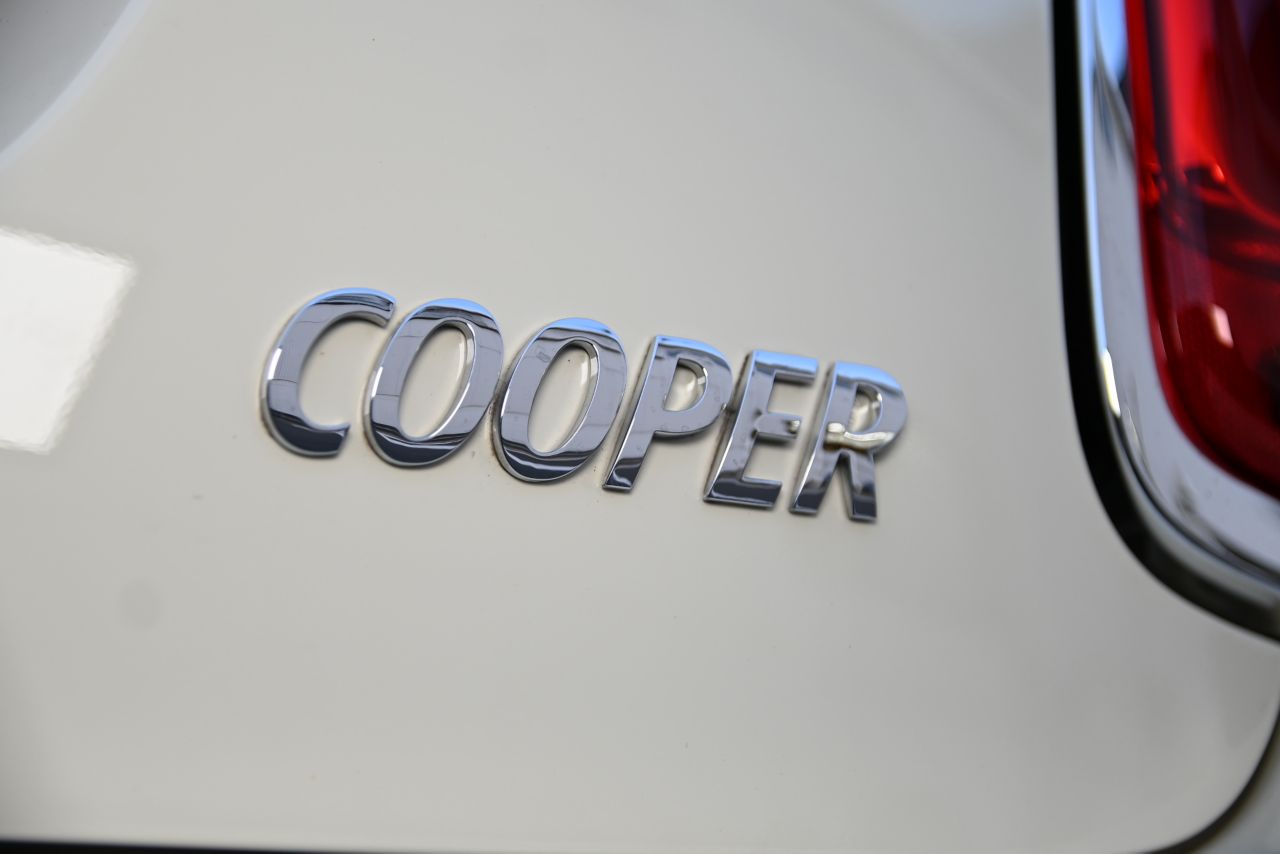 F55 MINI Cooper 5-Door Hatch LCI