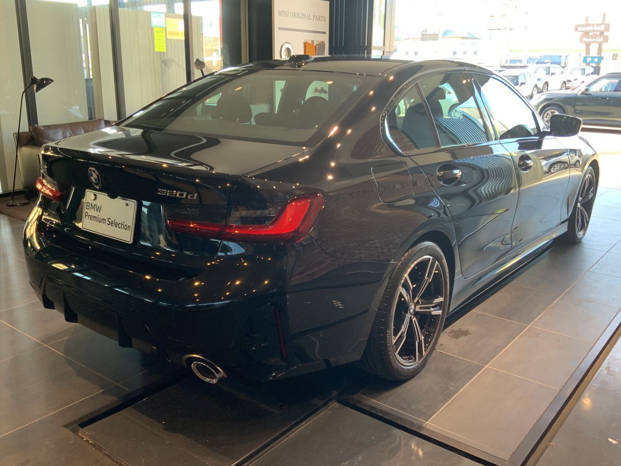 320d xDrive Berline RHD
