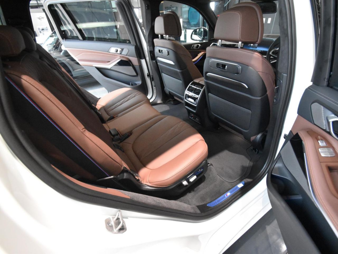 X7 xDrive40d RHD US