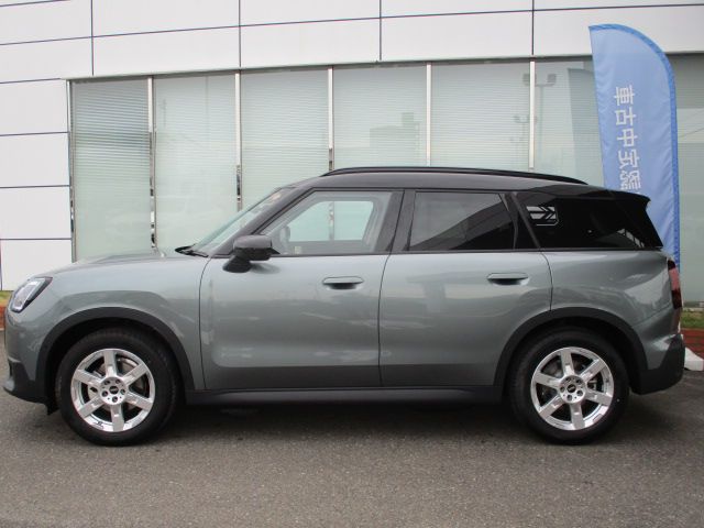 U25 MINI Countryman SE ALL4