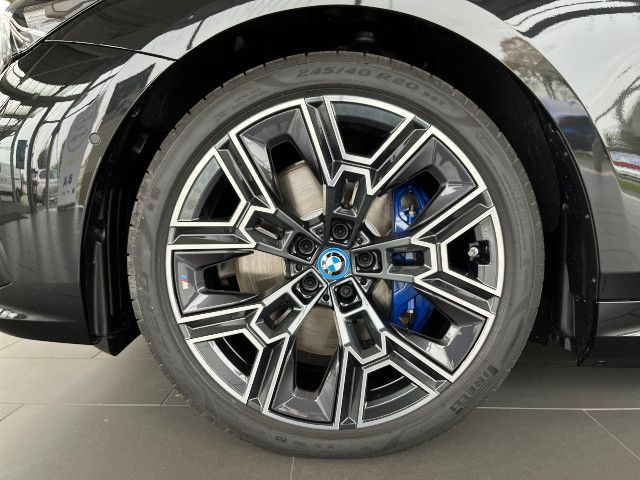 BMW i5 eDrive40 Limousine