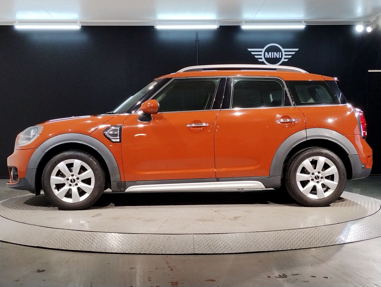 MINI CROSSOVER ONE