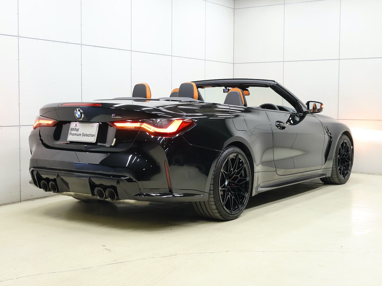 G83 M4 Competition M xDrive Competition RHD