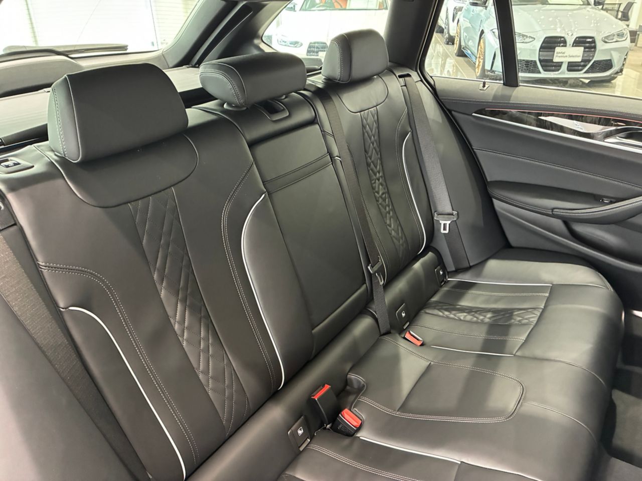 520d xDrive Touring RHD
