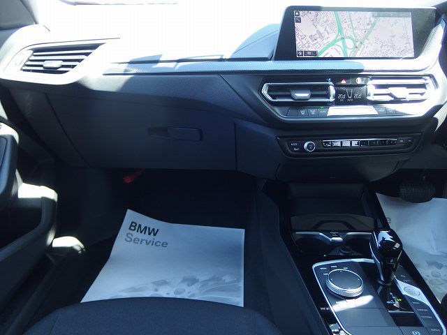 F40 118d Sports Hatch 5-door B47 2.0d