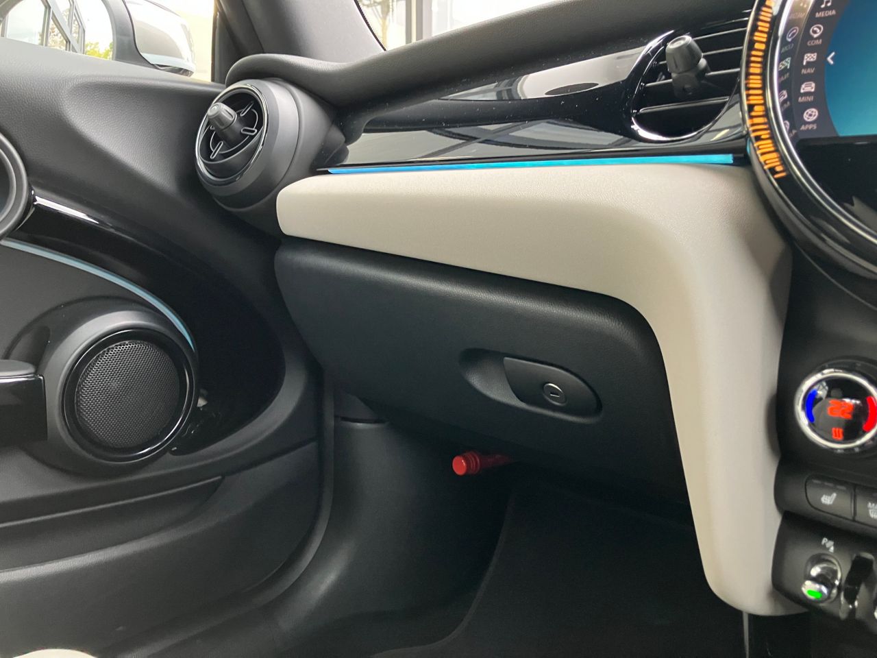 MINI Cooper S Convertible RHD