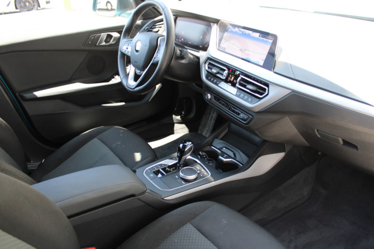 BMW 118