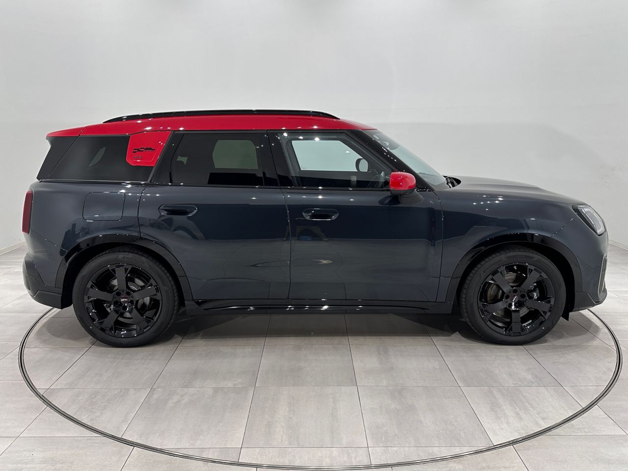 U25 MINI Countryman SE ALL4