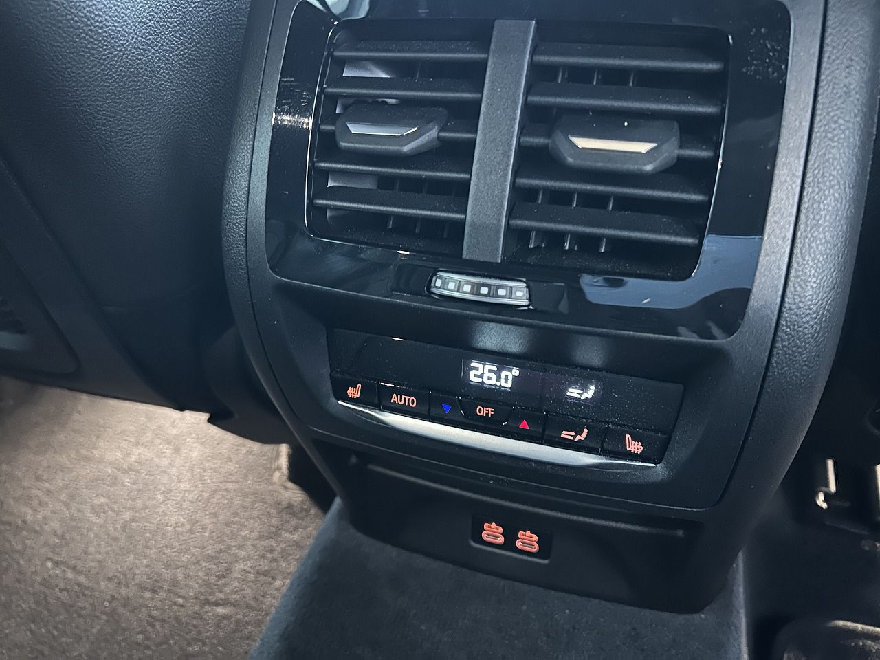 G01 X3 M40d RHD LCI ZA