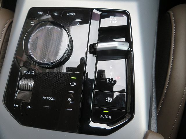 X3 M50 US