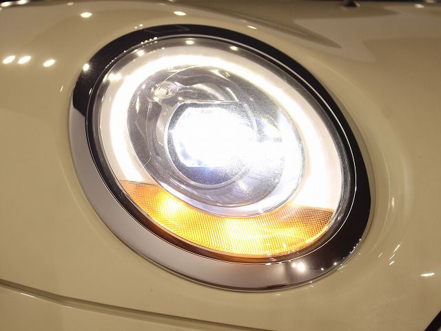 MINI CLUBMAN COOPER D