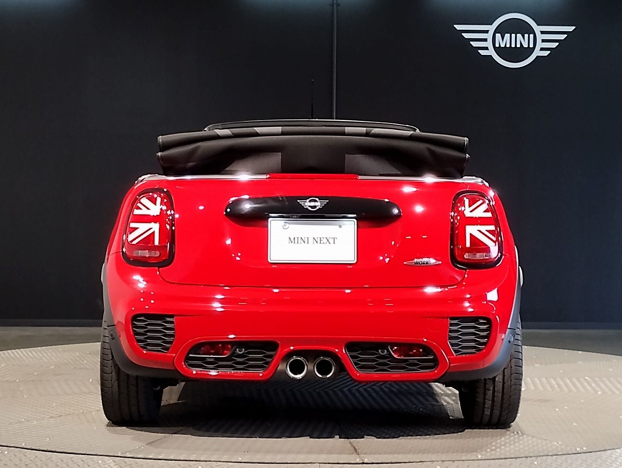 F57 MINI John Cooper Works Convertible LCI