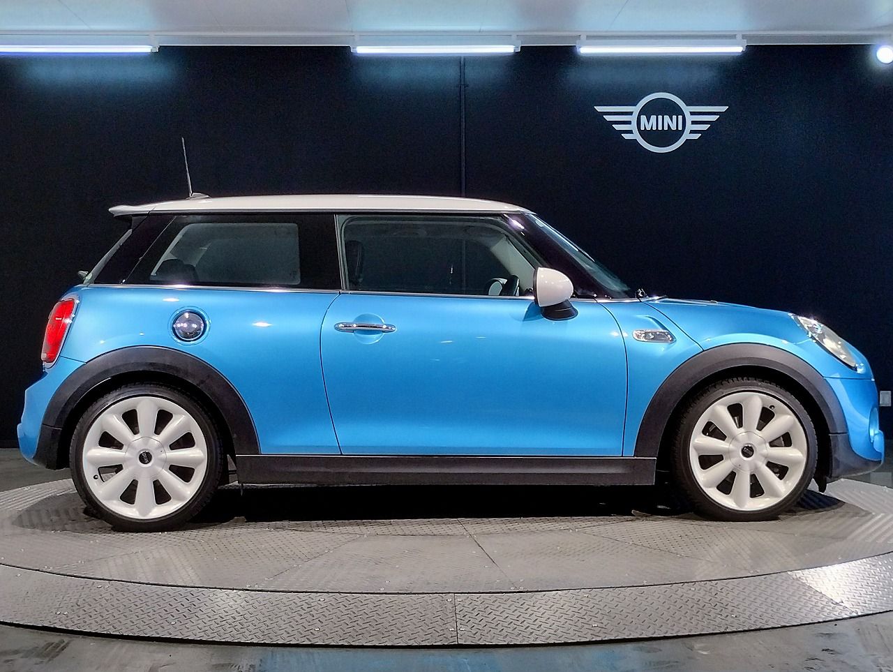 F56 COOPER S D(AT)